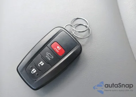 2022 Toyota Rav4 Hybrid Xle Premium z USA, uszkodzony, nr VIN JTMB6RFV4ND069563